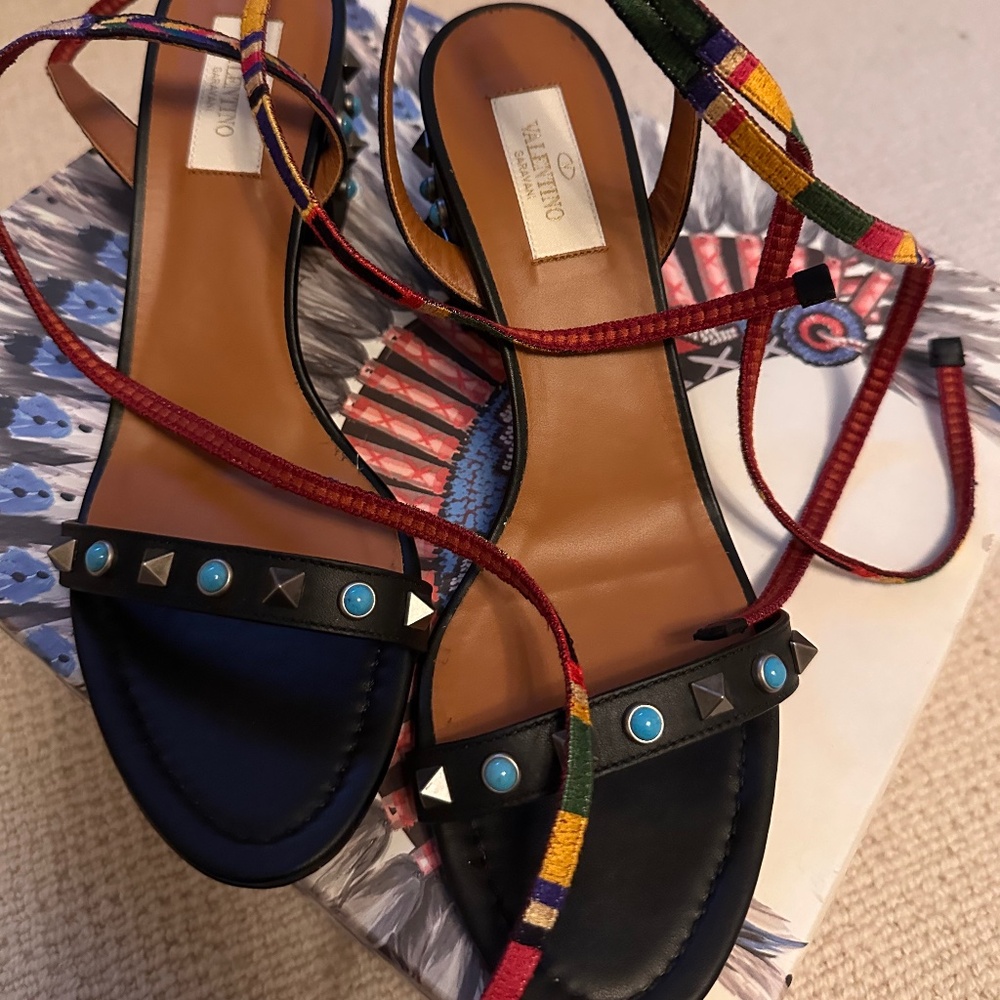 Valentino Garvani Block Heel